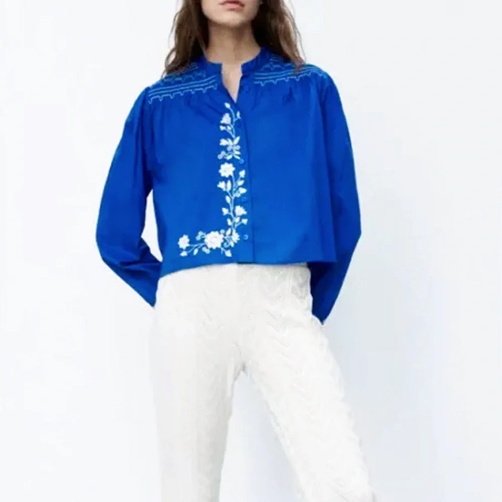 π ZARA BOHO BLUE WHITE FLORAL EMBROIDERED LONG SLEEVE CROPPED BLOUSE! - Picture 10 of 14